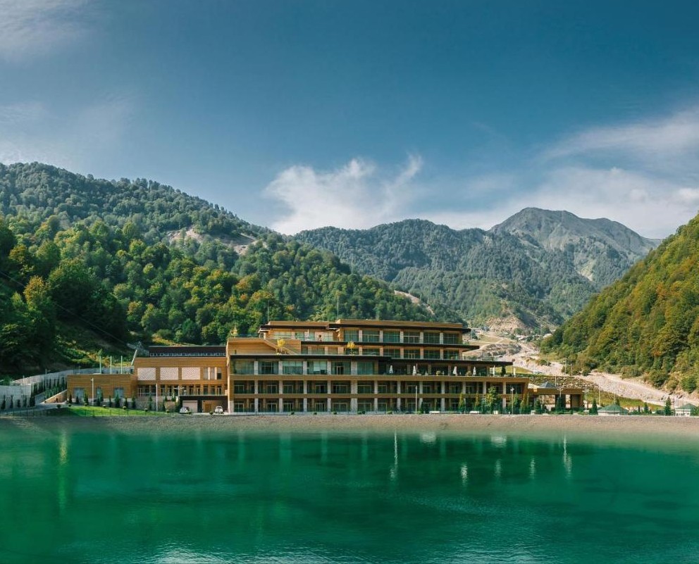 Qafqaz Tufandag Mountain Resort Hotel